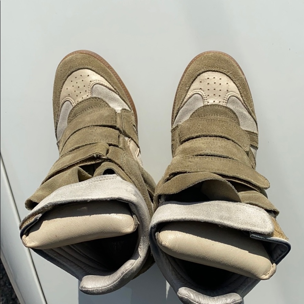 Shoes - Picture 3 of 3